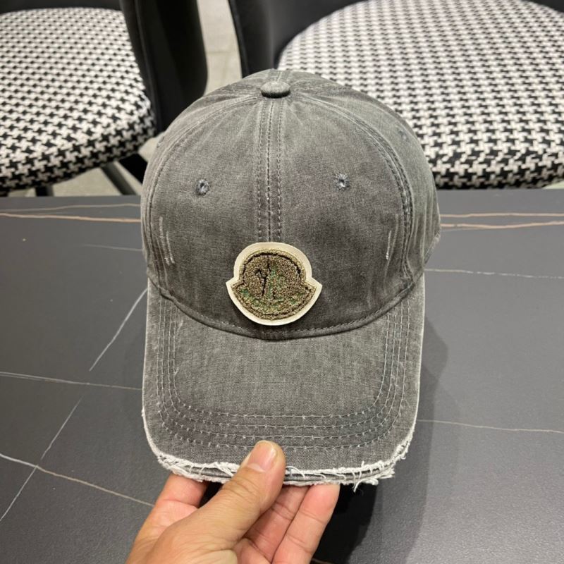 Moncler Caps